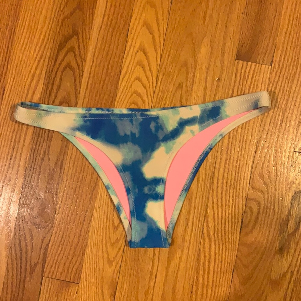 Triangl Blue tie dye bottoms